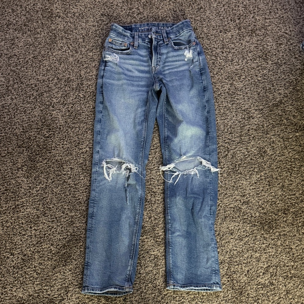 American Eagle Outfitters Hi-Rise Curvy Straight Jean